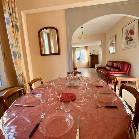 Apartment Le Coquelicot - Centre - 8 Personnes - Parking *